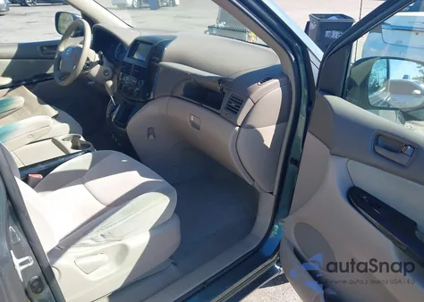 2004 Toyota Sienna Ce z USA, uszkodzony, nr VIN 5TDZA23C34S041098